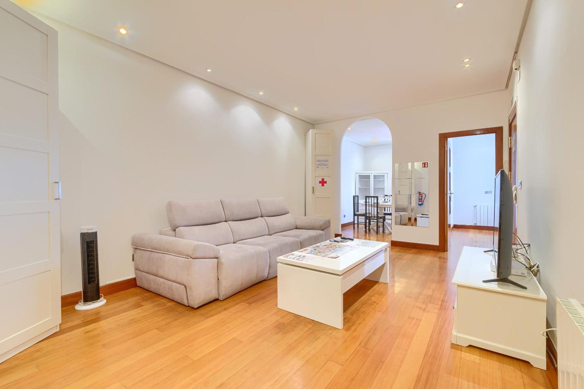 Ayuntamiento Cerca Del Casco Viejo & Parking Apartment บิลเบา ภายนอก รูปภาพ